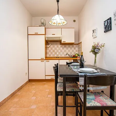 Apartament Vinko *