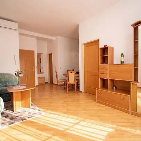 Apartament Vinko *